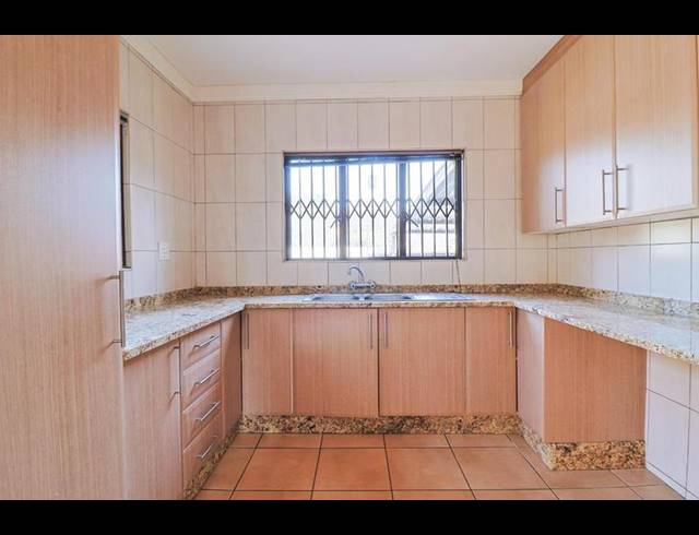 3 BEDROOM HOUSE FOR SALE IN GLENVISTA